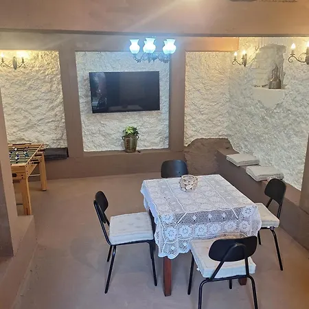 Vila Kuca Za Odmor Karlicevi
